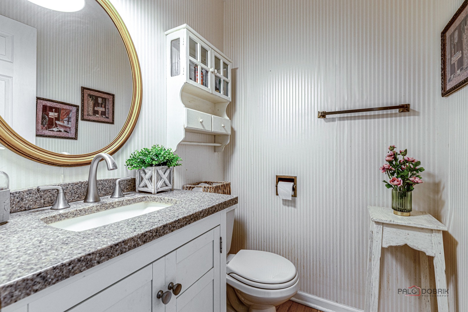 505 Fairlawn Avenue, Libertyville, IL 60048