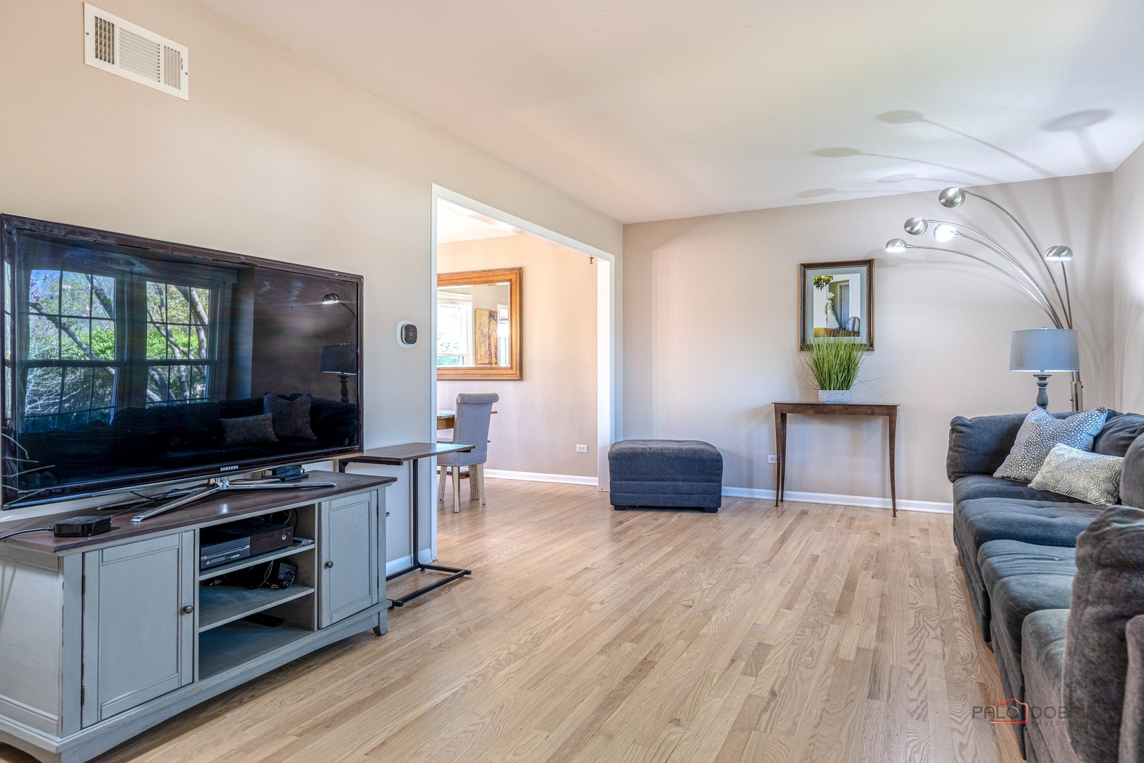 505 Fairlawn Avenue, Libertyville, IL 60048