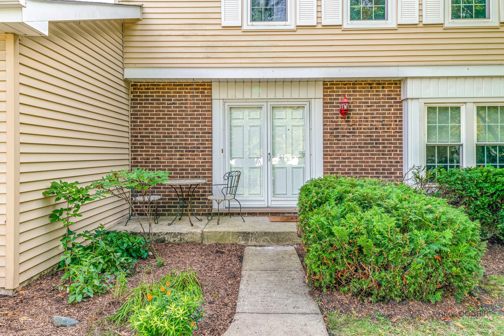 505 Fairlawn Avenue, Libertyville, IL 60048