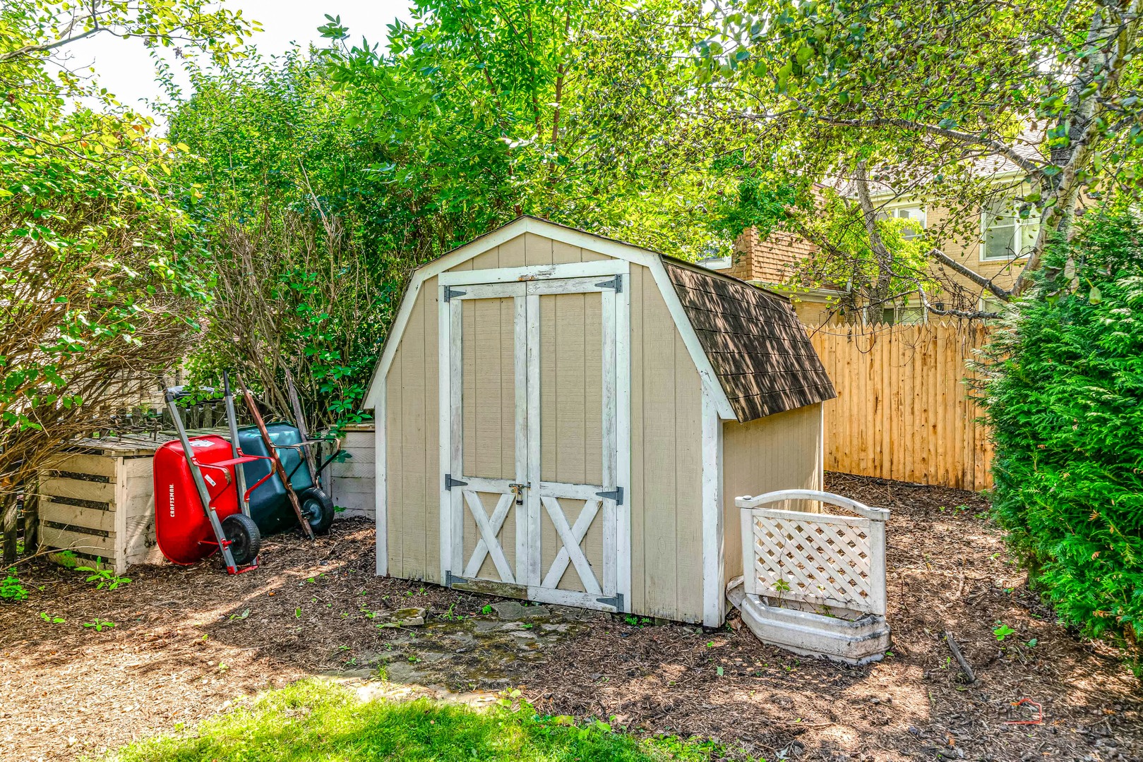 505 Fairlawn Avenue, Libertyville, IL 60048