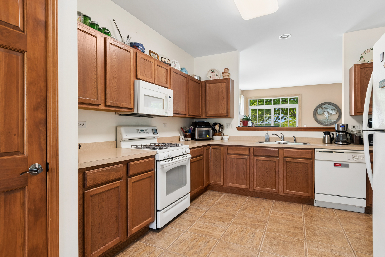 772 Bohannon Circle, Oswego, IL 60543