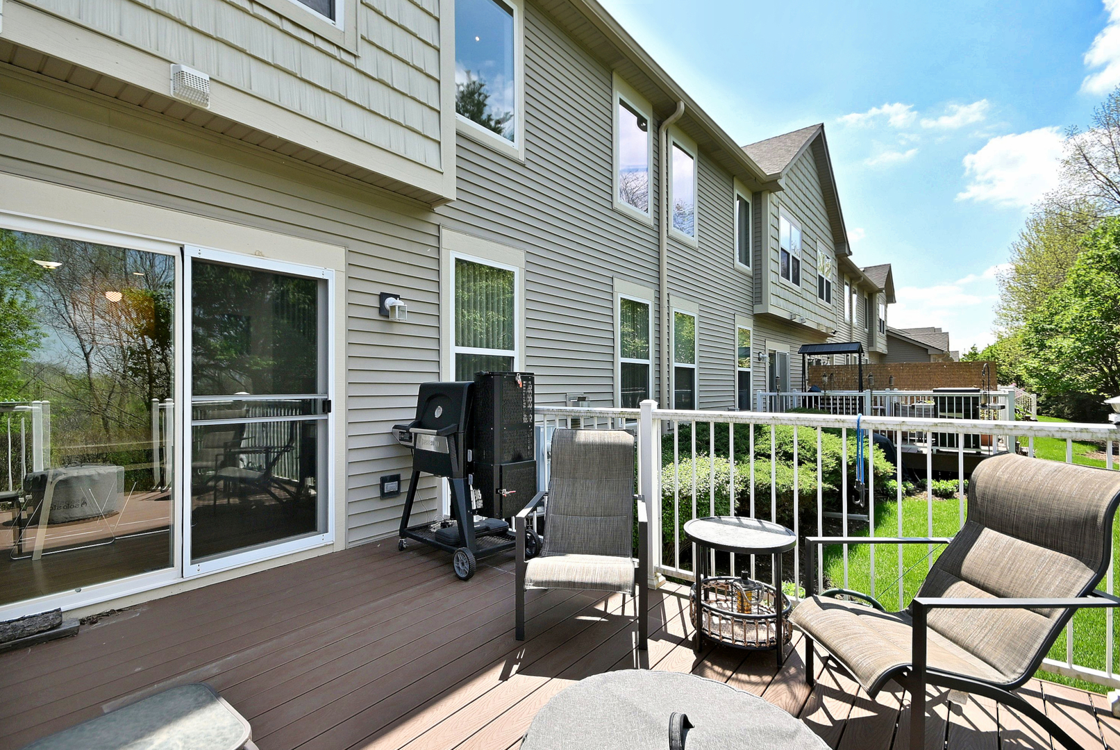 967 Oak Ridge Boulevard, Elgin, IL 60120