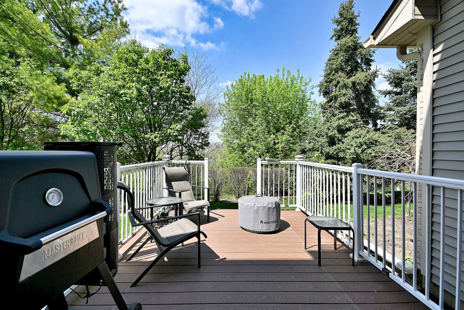 967 Oak Ridge Boulevard, Elgin, IL 60120