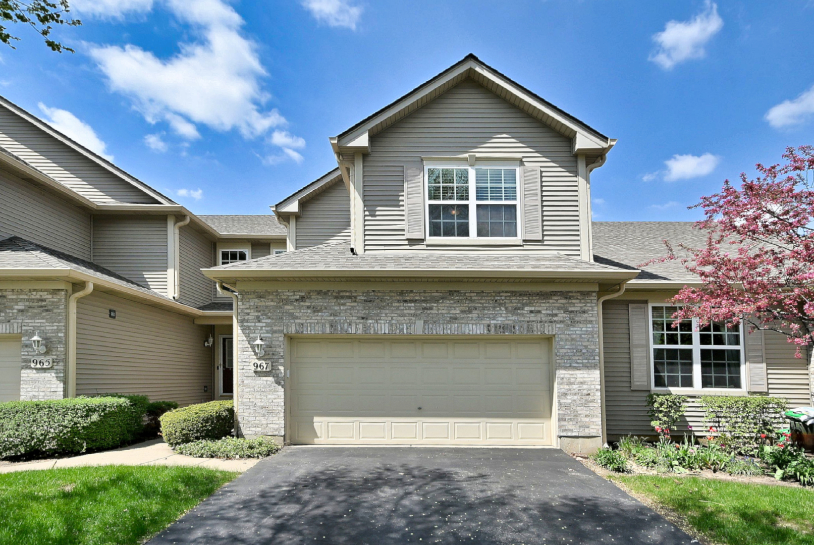 967 Oak Ridge Boulevard, Elgin, IL 60120