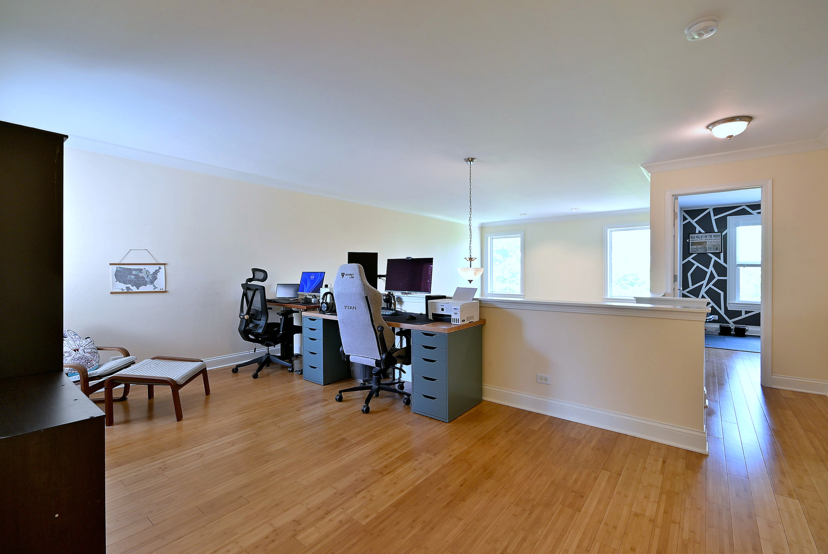 967 Oak Ridge Boulevard, Elgin, IL 60120