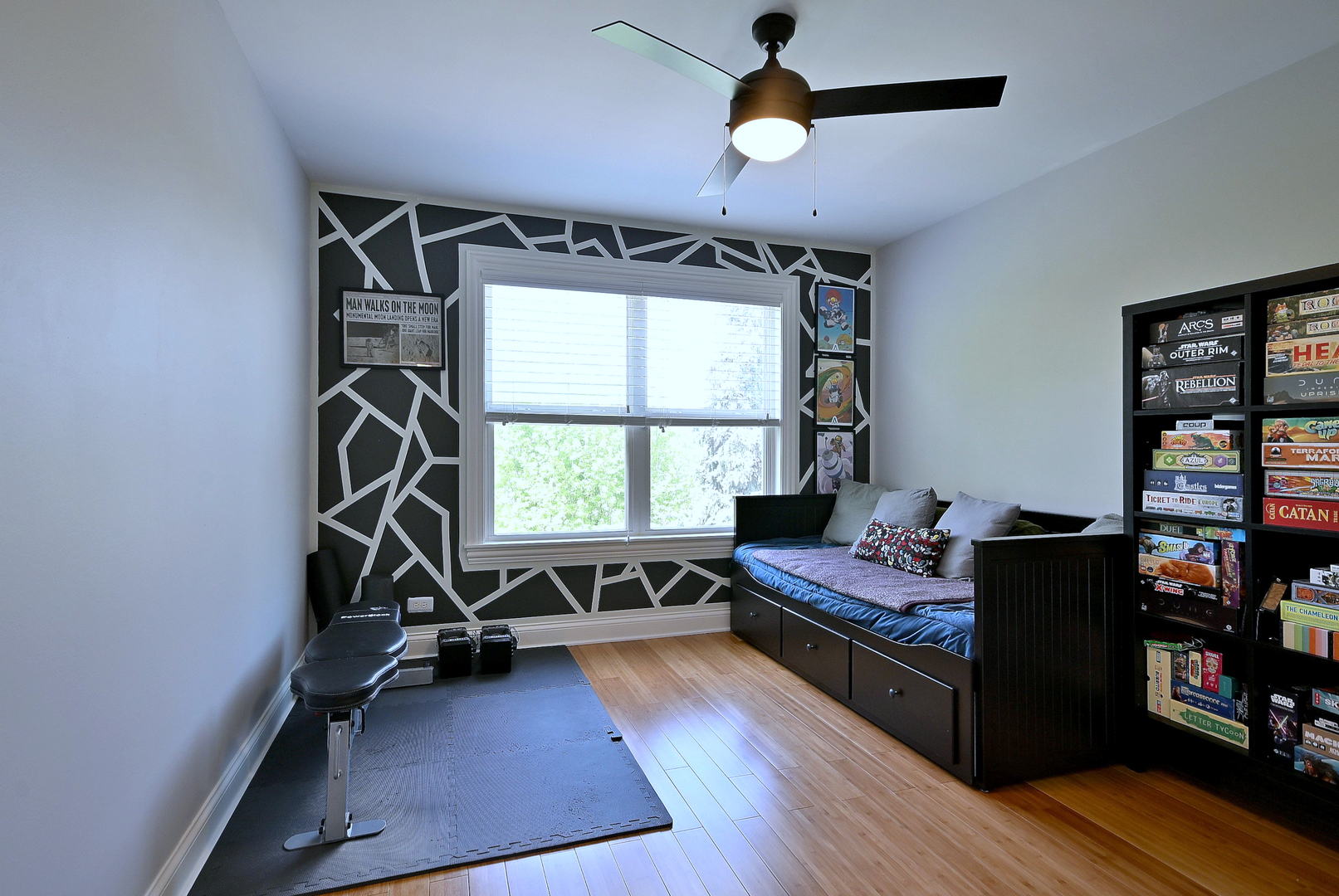 967 Oak Ridge Boulevard, Elgin, IL 60120