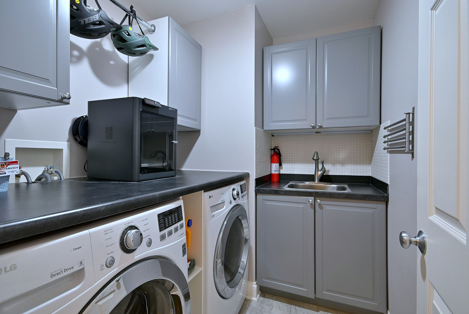 967 Oak Ridge Boulevard, Elgin, IL 60120