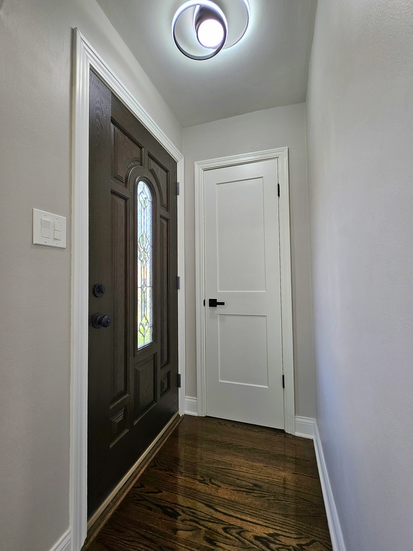 8244 S Troy Street, Chicago, IL 60652