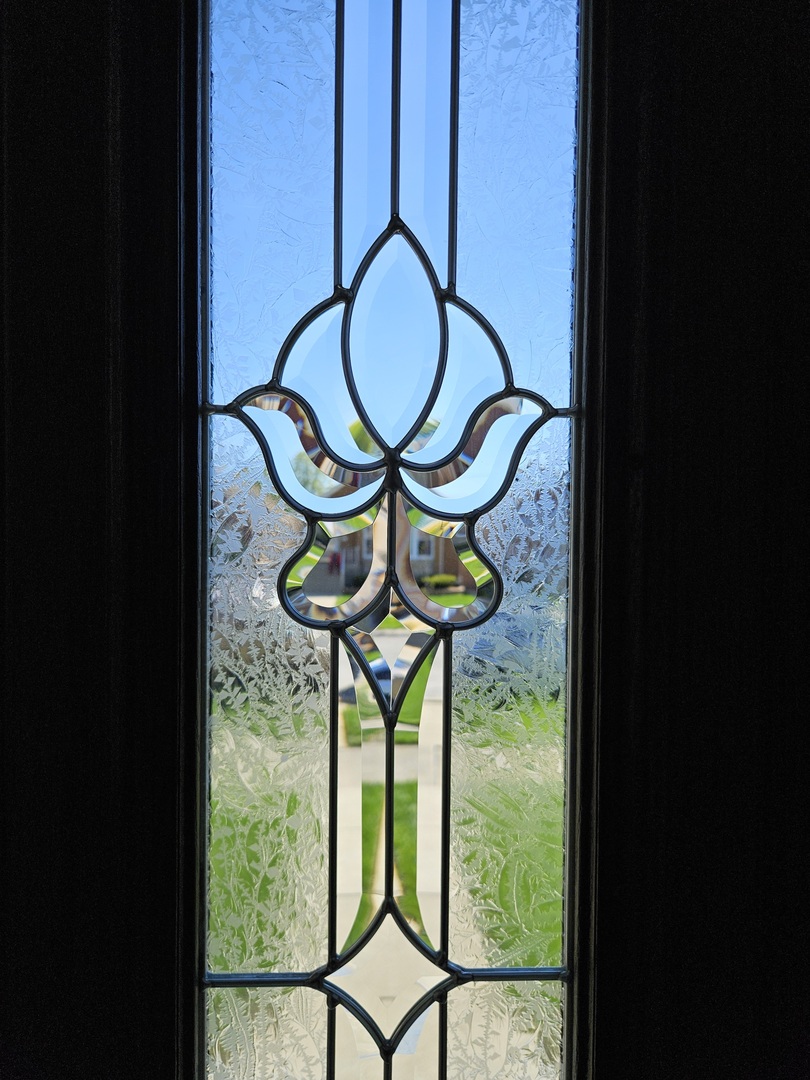 8244 S Troy Street, Chicago, IL 60652