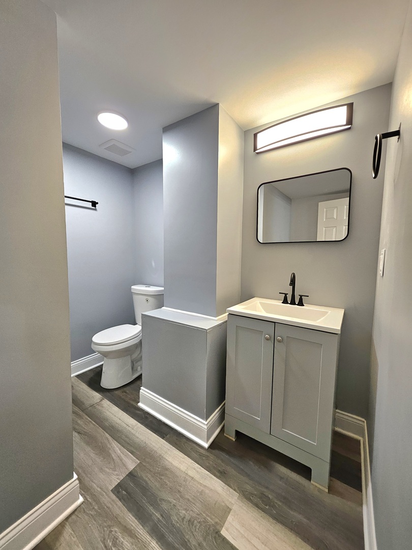 8244 S Troy Street, Chicago, IL 60652