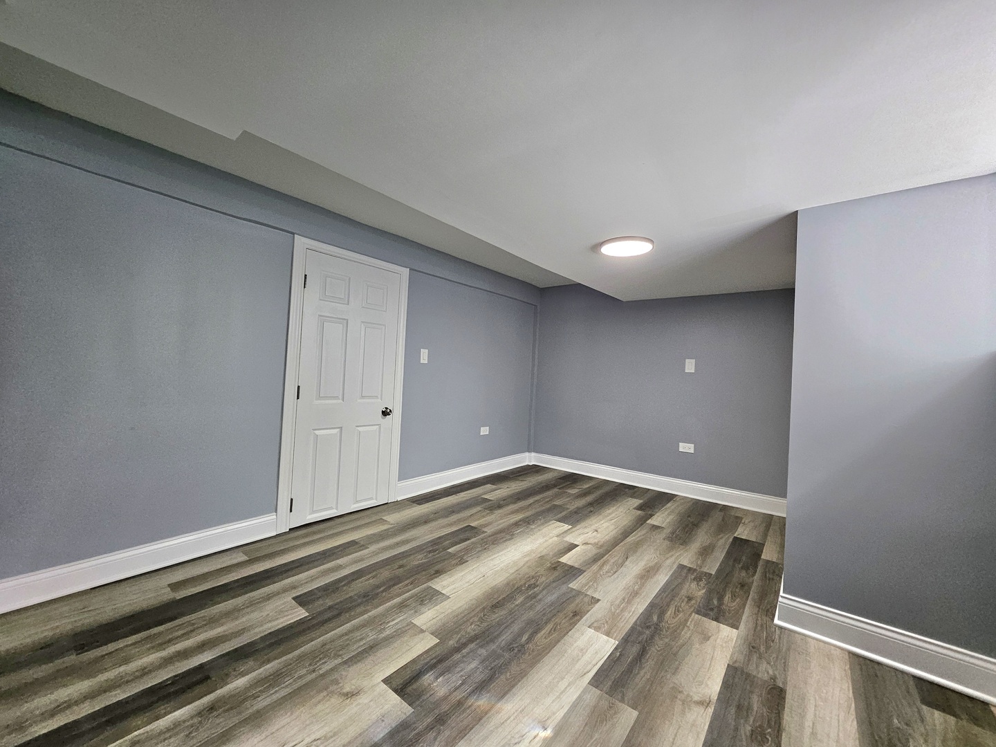 8244 S Troy Street, Chicago, IL 60652