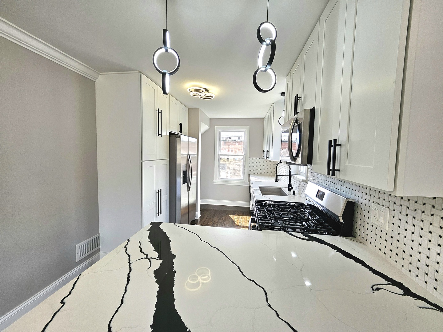 8244 S Troy Street, Chicago, IL 60652