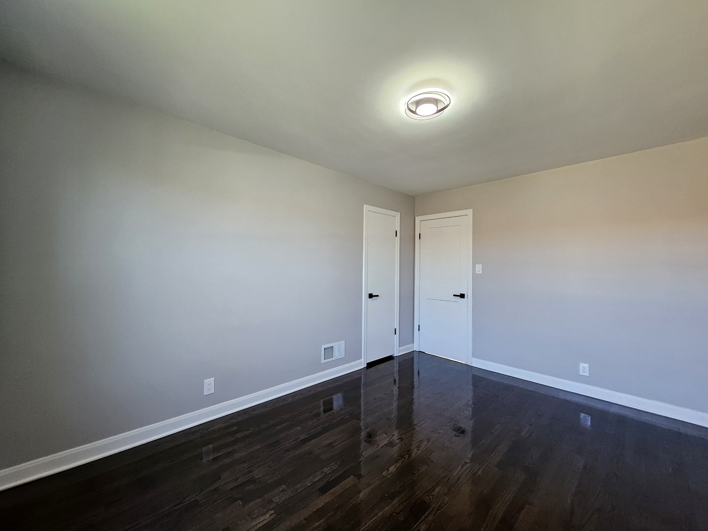 8244 S Troy Street, Chicago, IL 60652