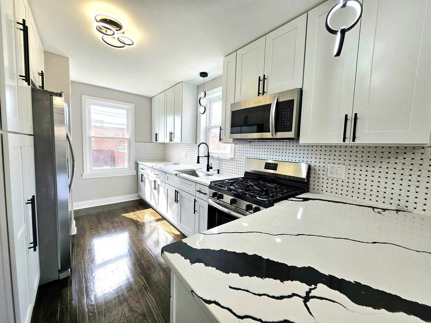 8244 S Troy Street, Chicago, IL 60652