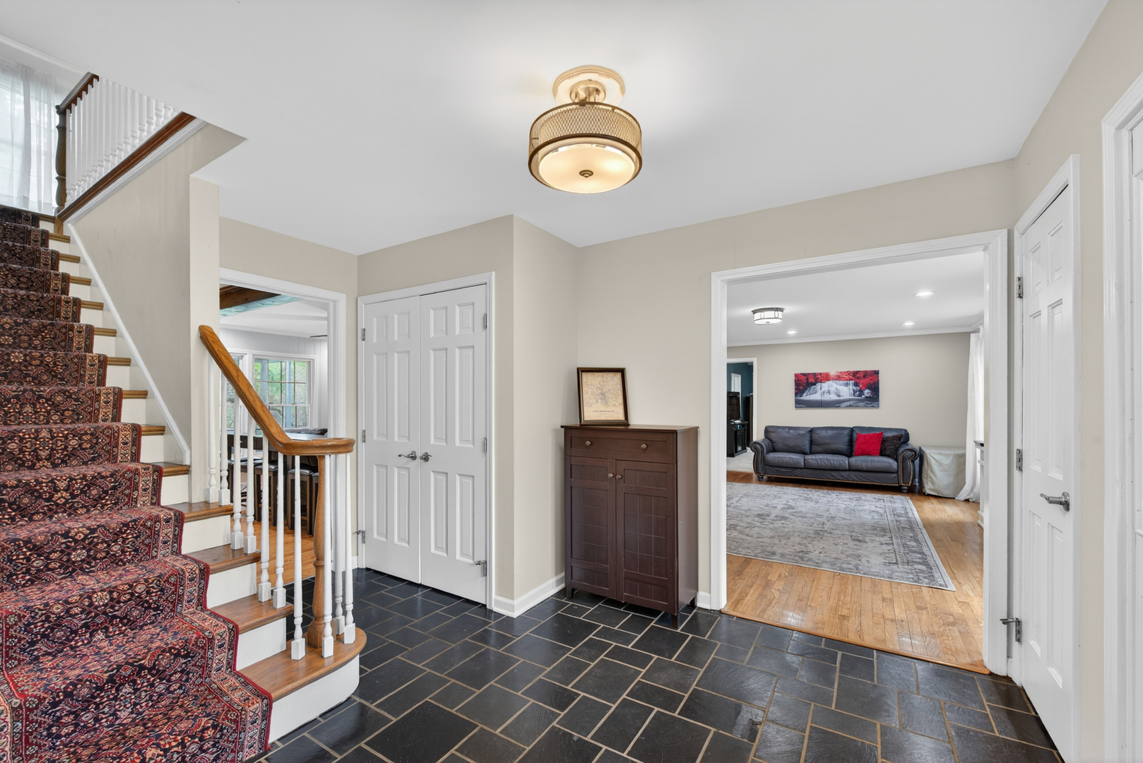 21101 N Middleton Drive, Kildeer, IL 60047