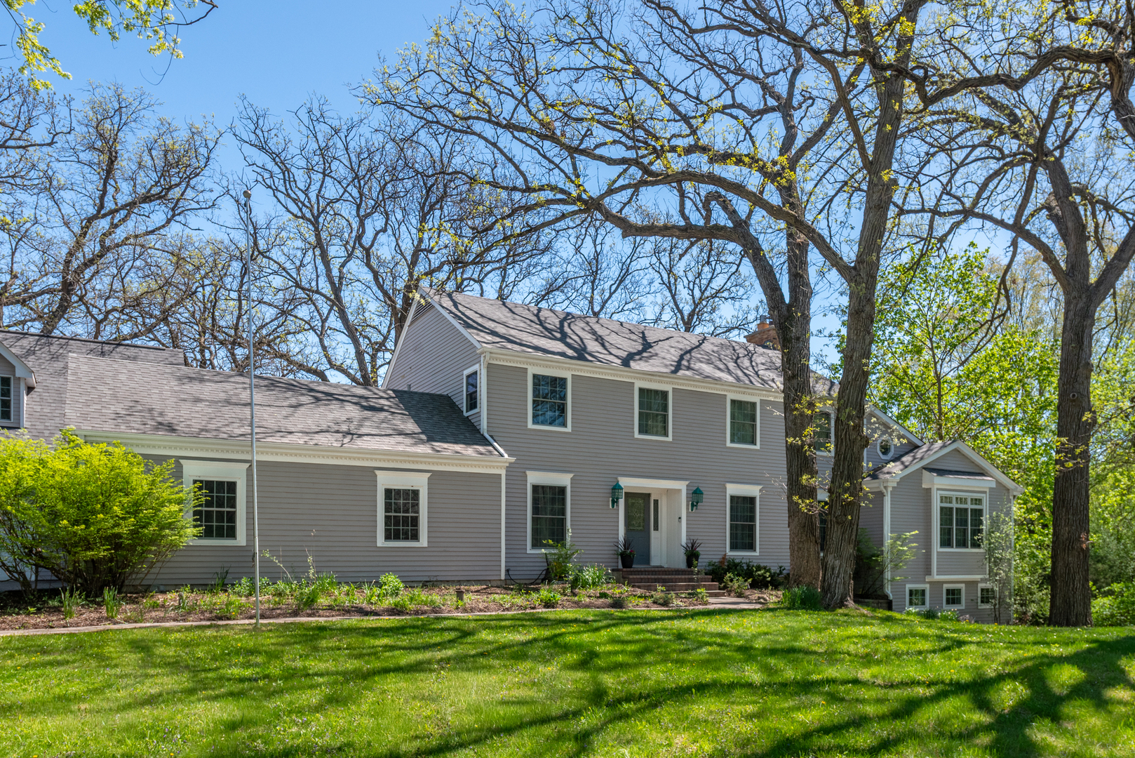 21101 N Middleton Drive, Kildeer, IL 60047