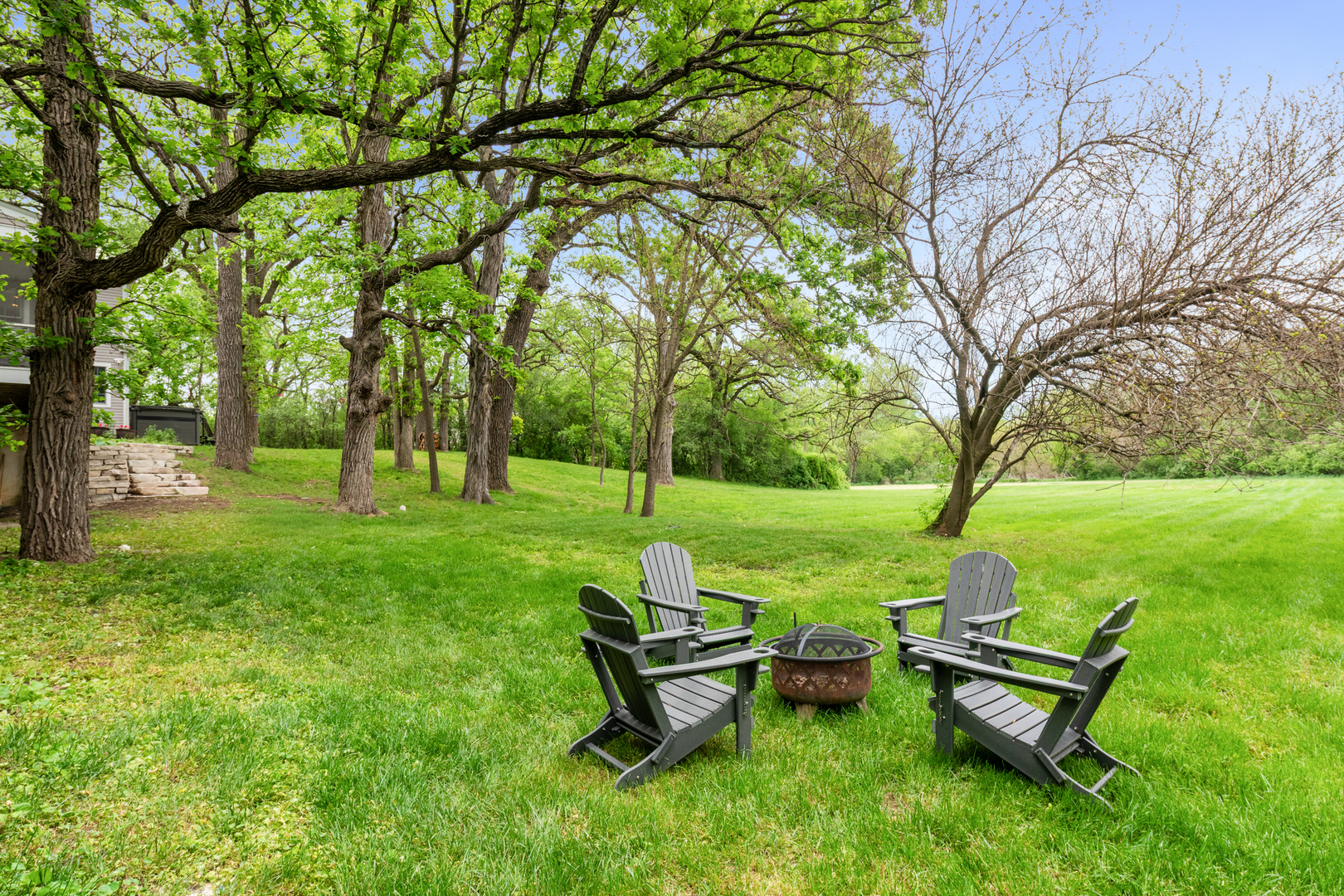 21101 N Middleton Drive, Kildeer, IL 60047