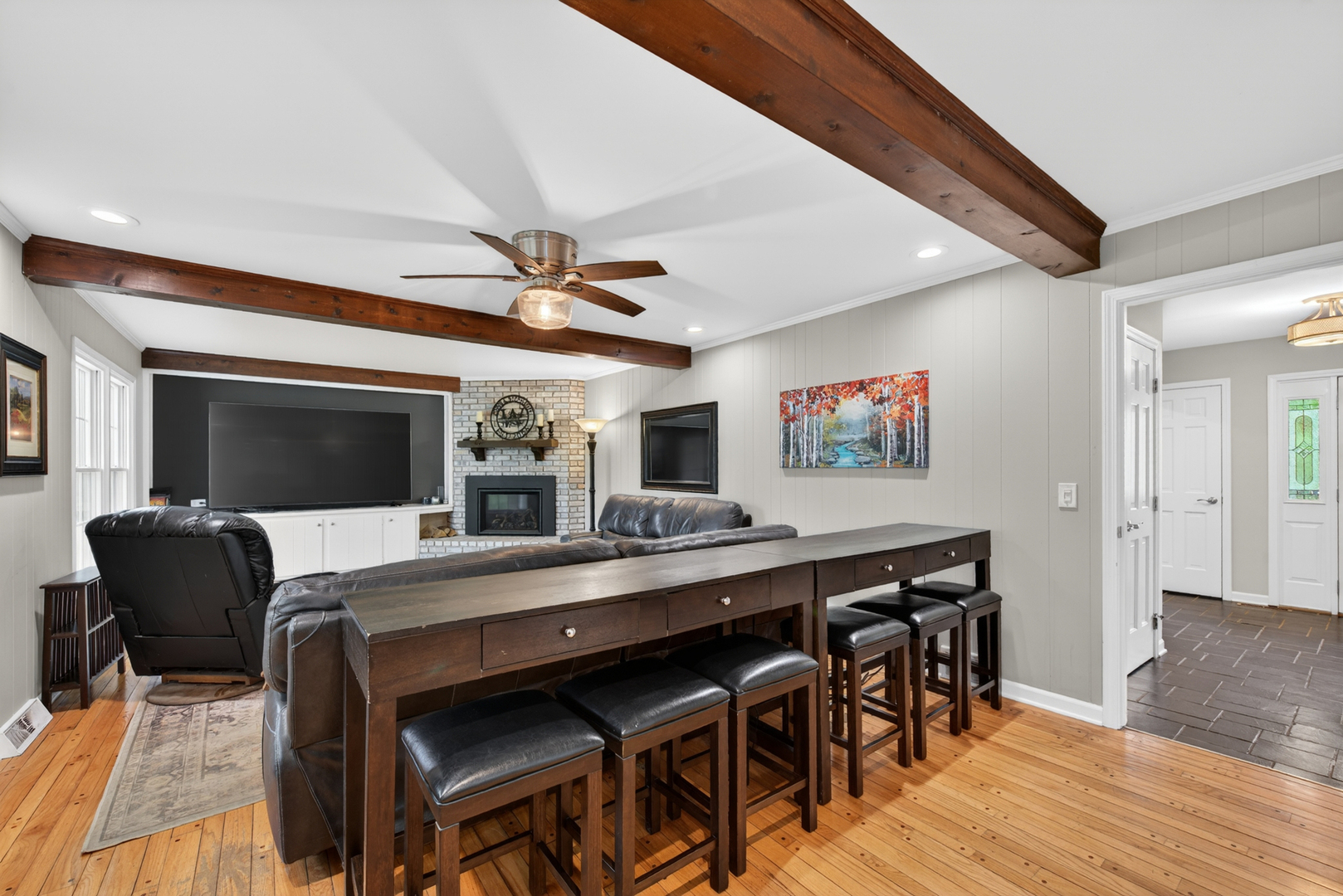 21101 N Middleton Drive, Kildeer, IL 60047