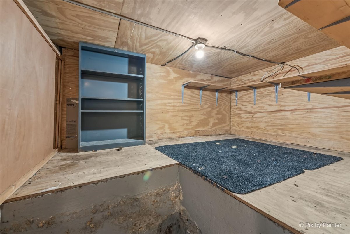 217 W School Street, Villa Park, IL 60181