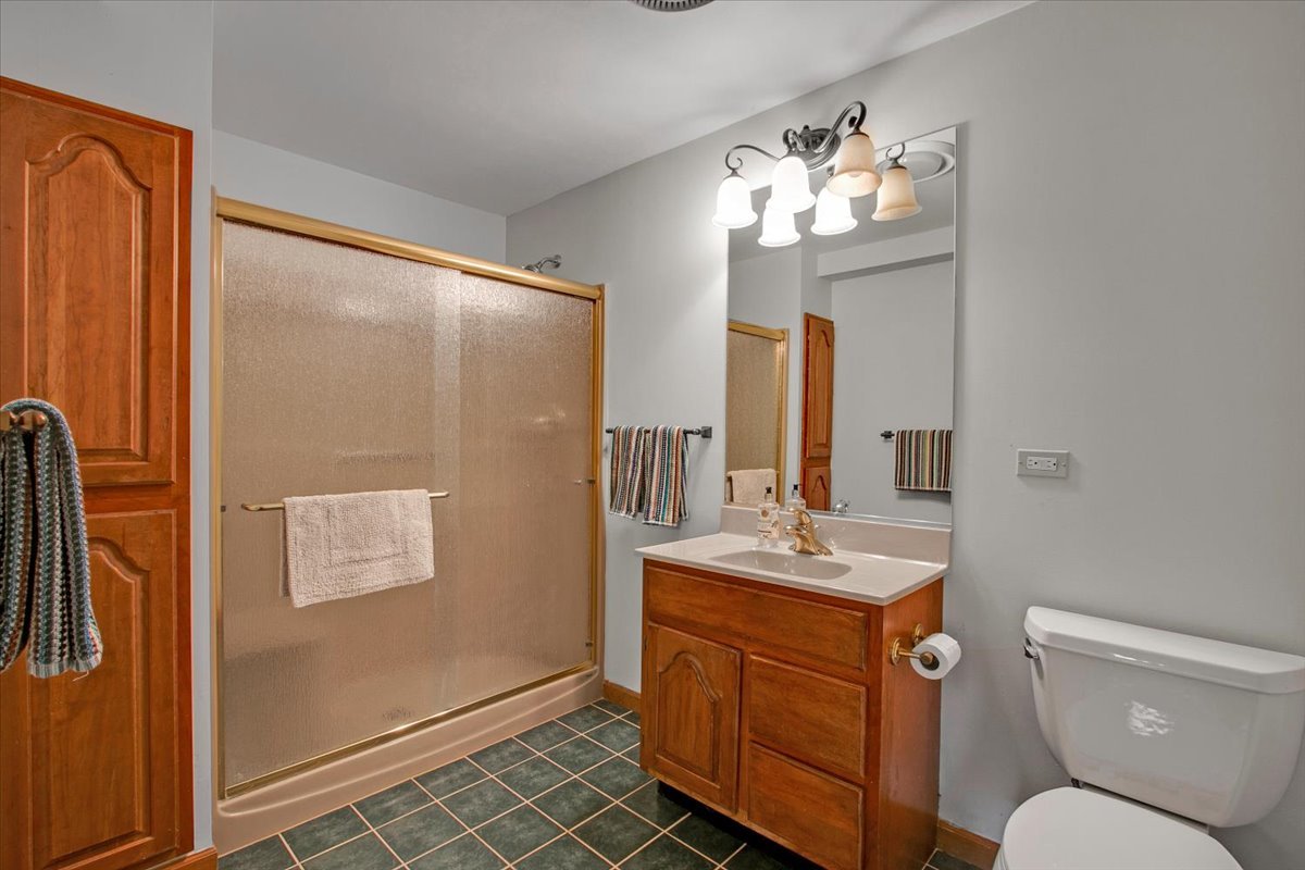 90 Briargate Road, Cary, IL 60013