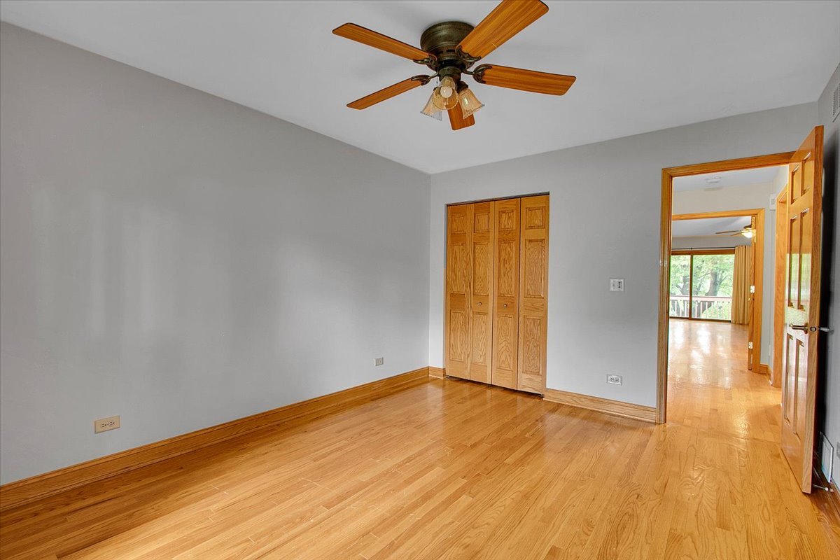 90 Briargate Road, Cary, IL 60013