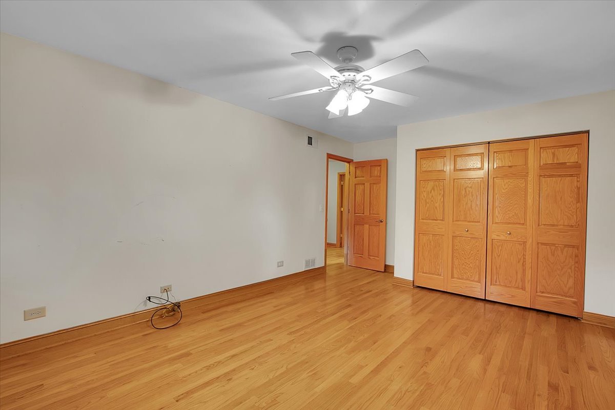 90 Briargate Road, Cary, IL 60013
