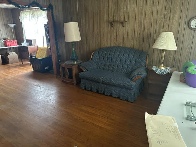 644 Douglas Avenue, Calumet City, IL 60409