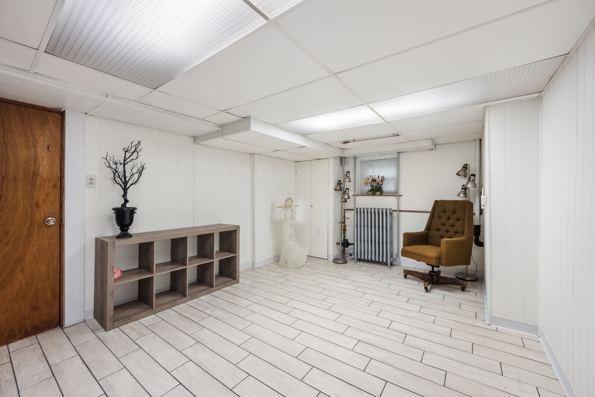 3220 N Keating Avenue, Chicago, IL 60641