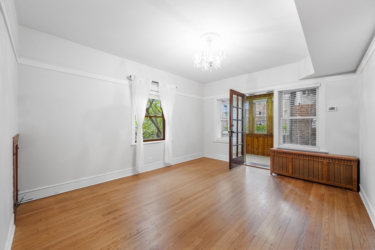 3220 N Keating Avenue, Chicago, IL 60641