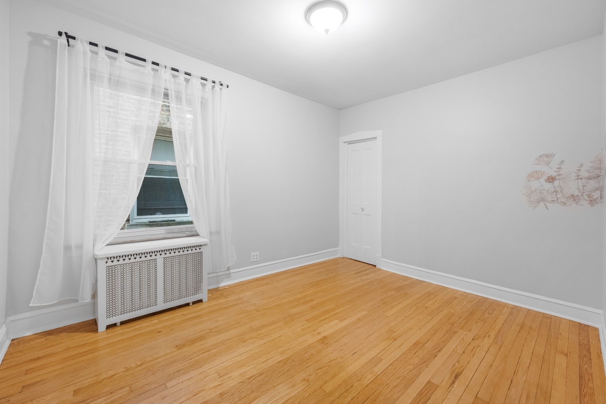 3220 N Keating Avenue, Chicago, IL 60641