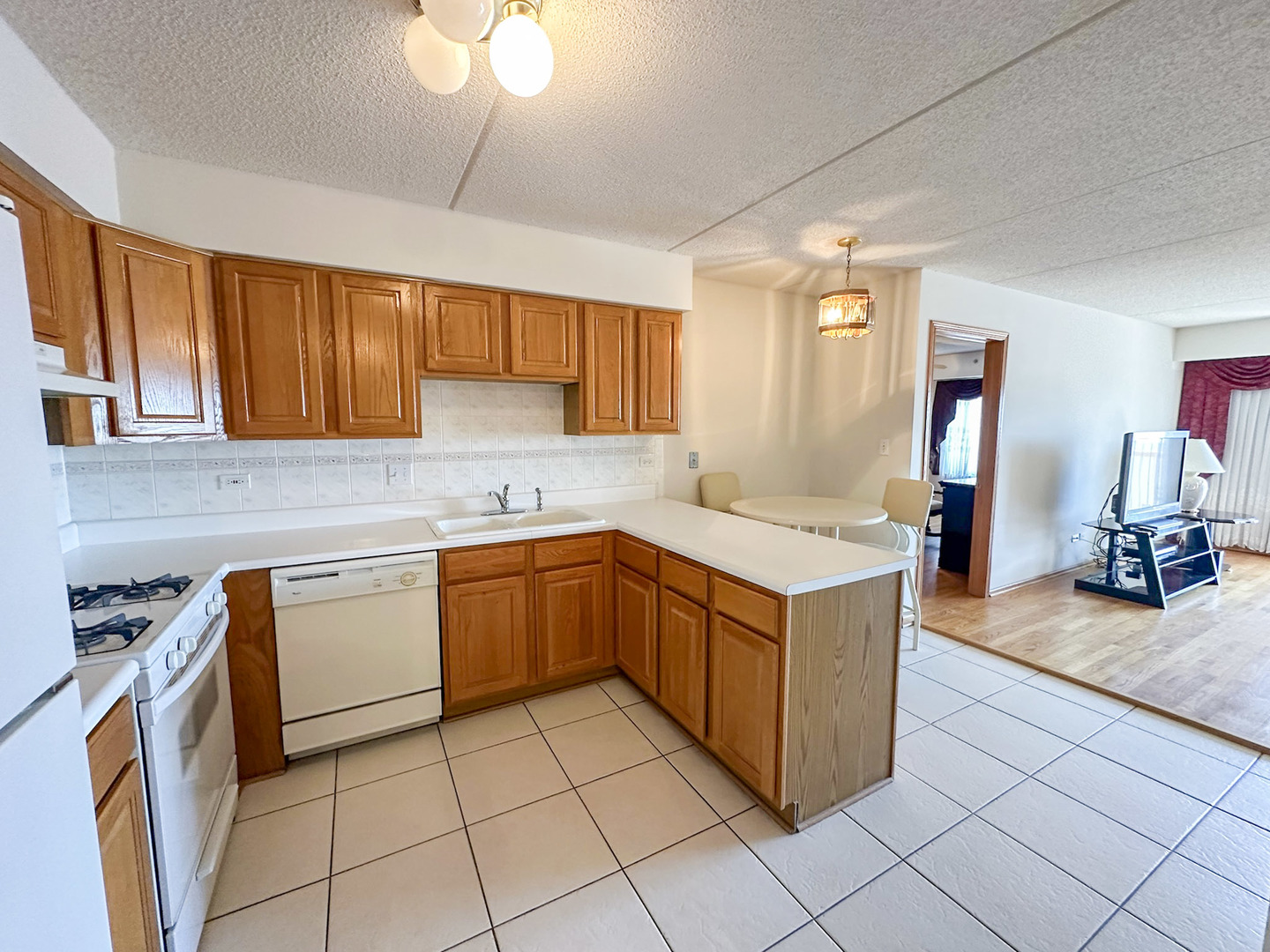 4700 N Harlem Avenue #306, Harwood Heights, IL 60706