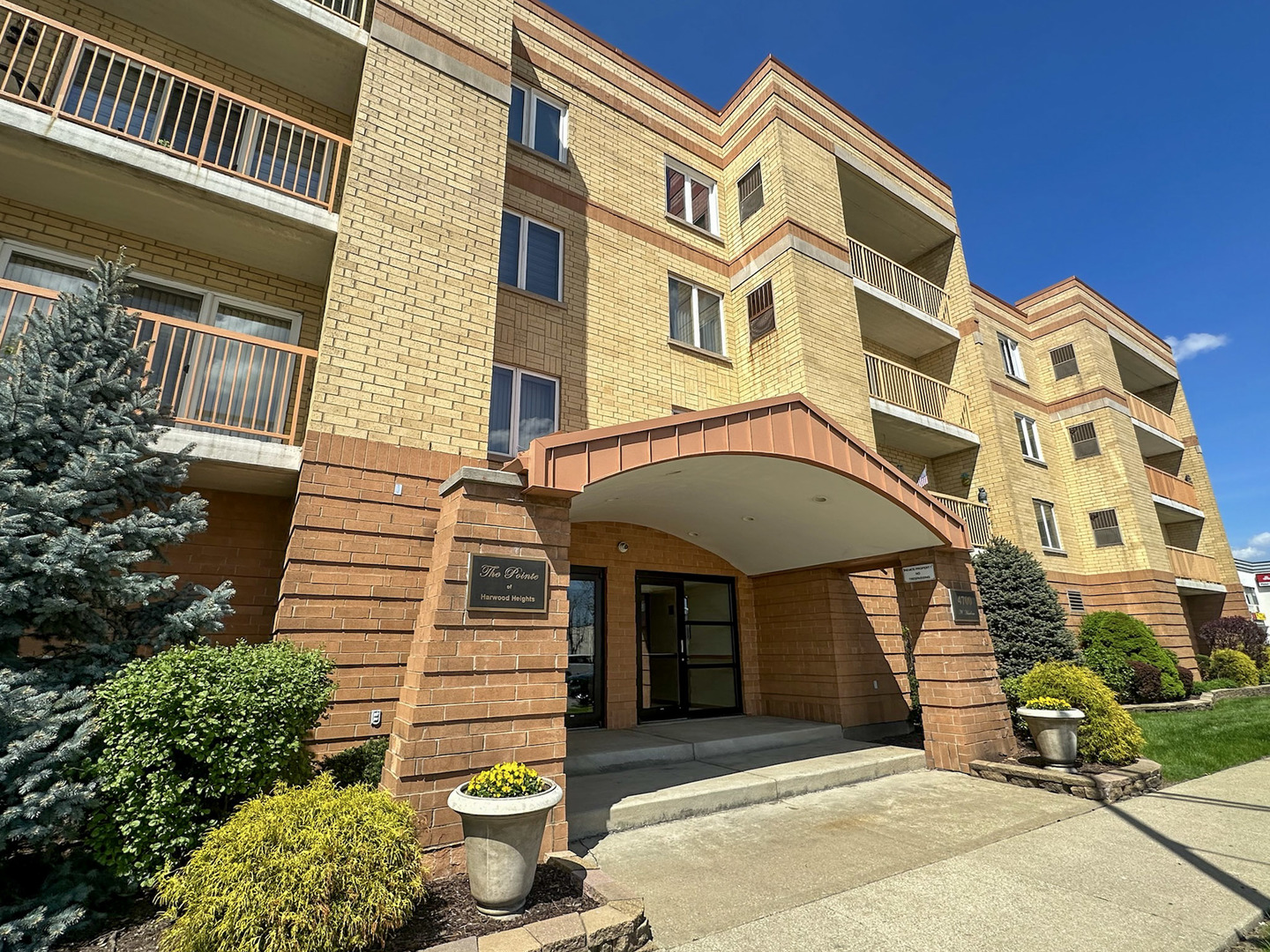 4700 N Harlem Avenue #306, Harwood Heights, IL 60706