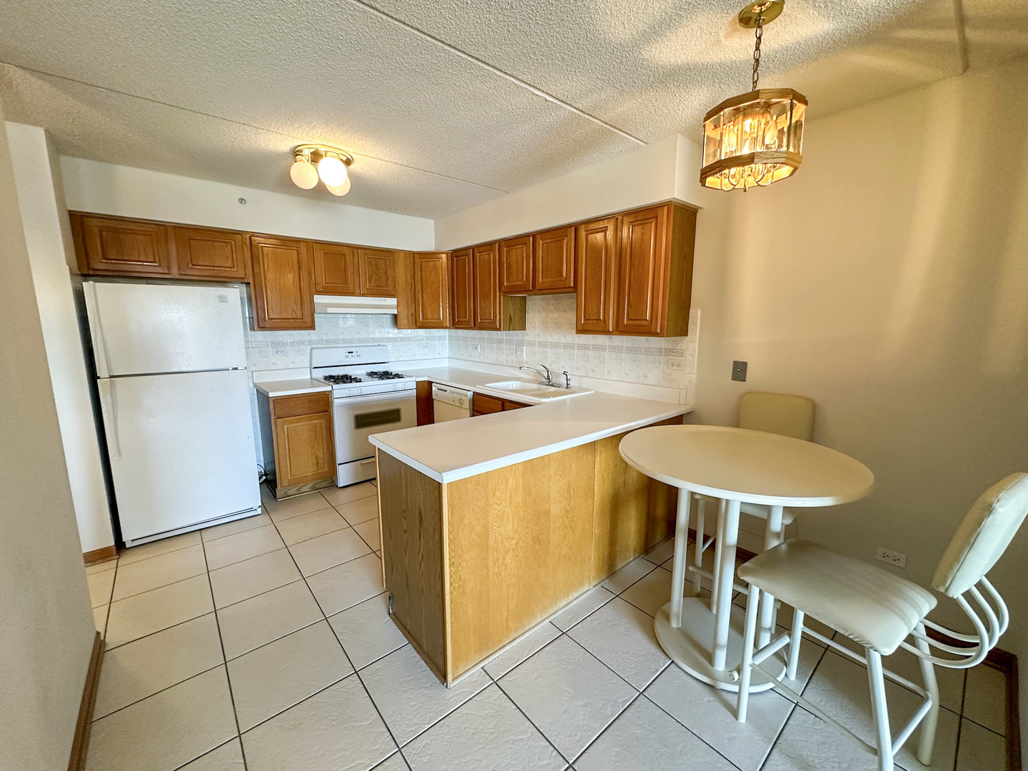 4700 N Harlem Avenue #306, Harwood Heights, IL 60706