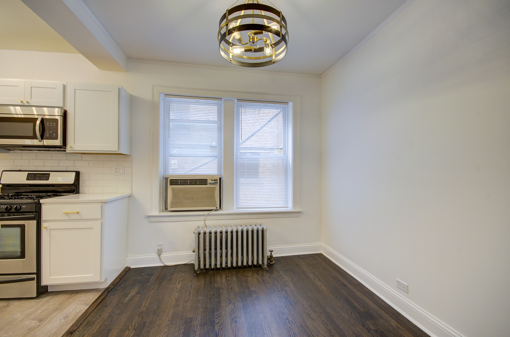 10535 S Hale Avenue #1W, Chicago, IL 60643