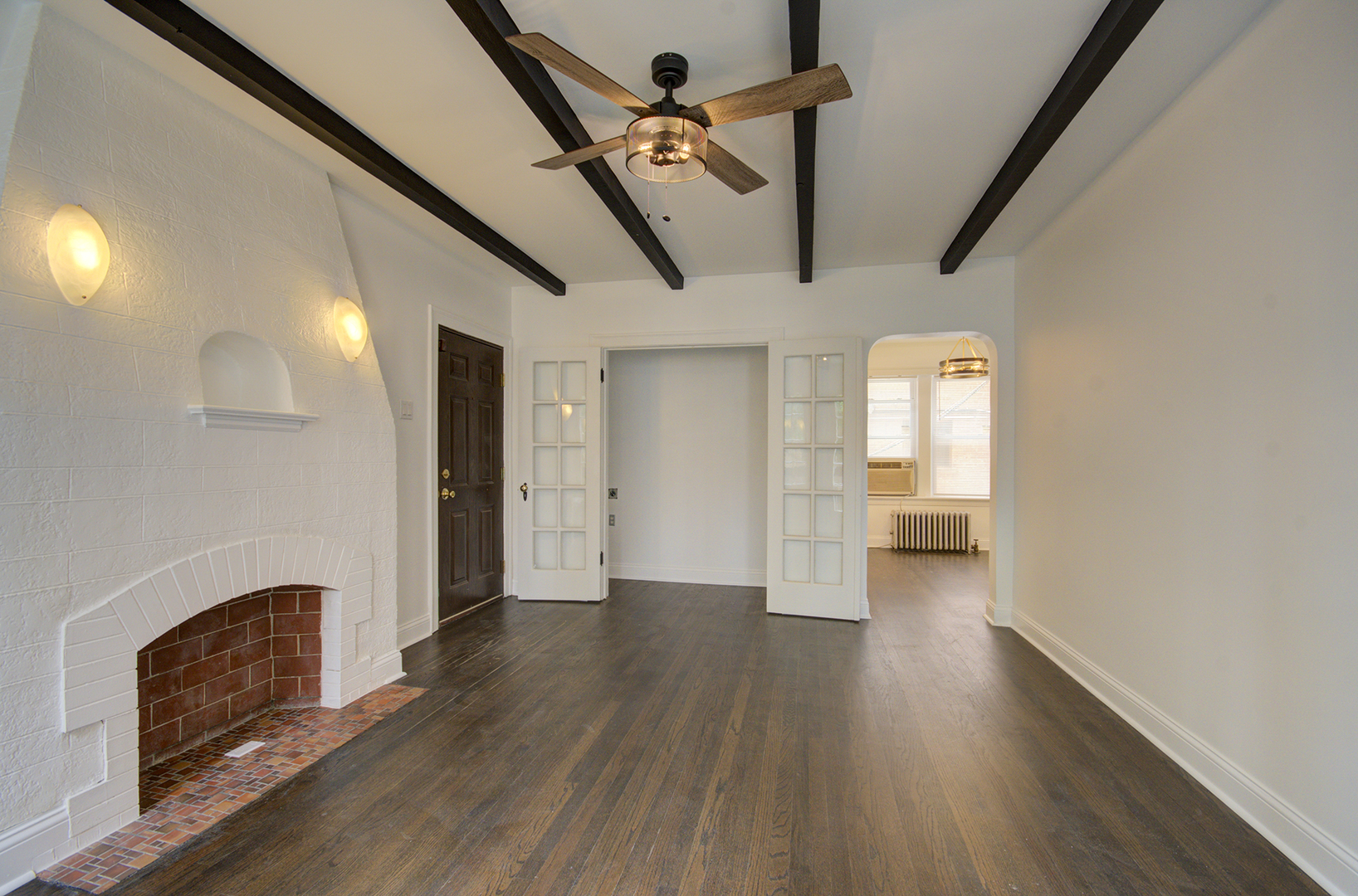 10535 S Hale Avenue #1W, Chicago, IL 60643