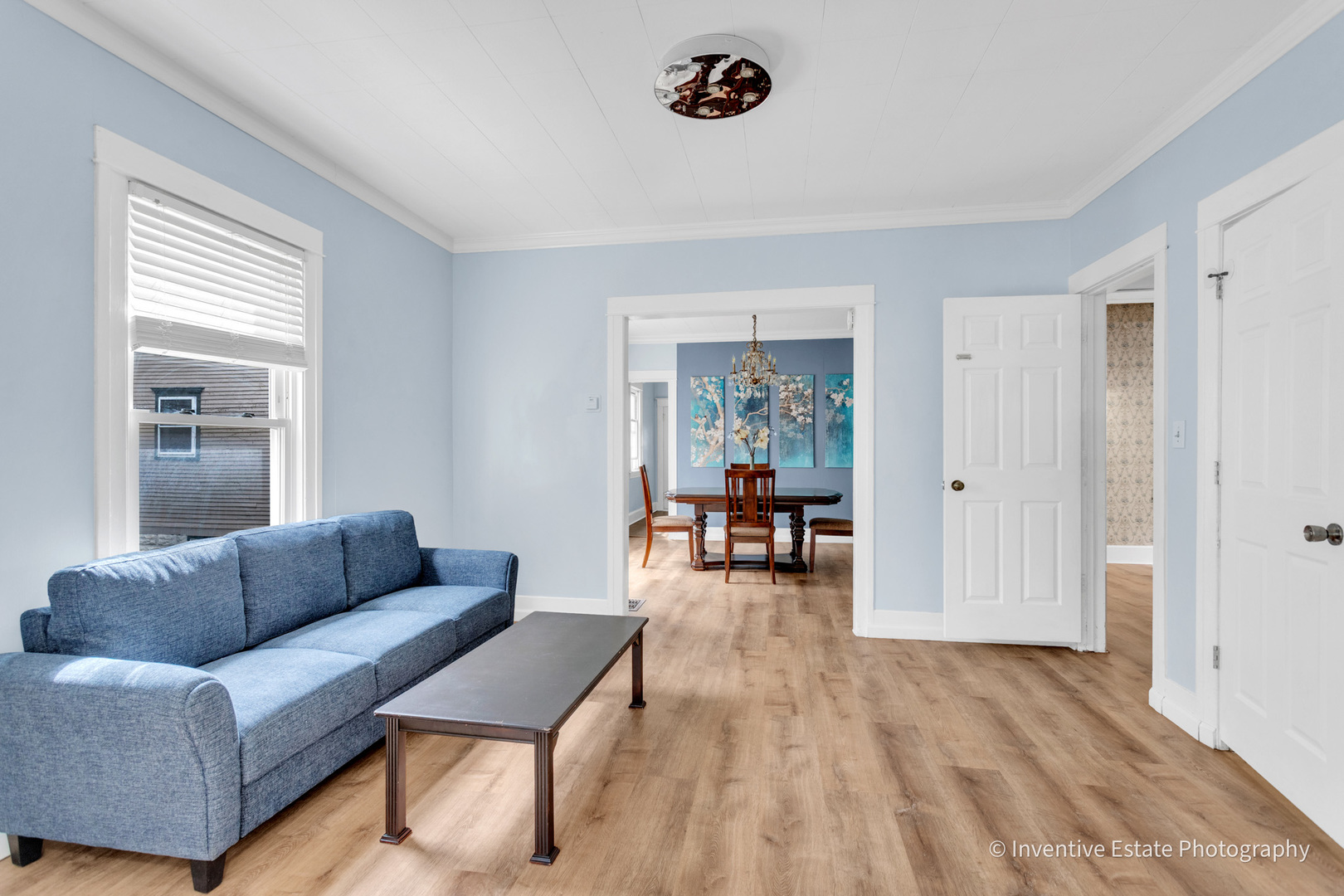 211 N Wright Street, Naperville, IL 60540