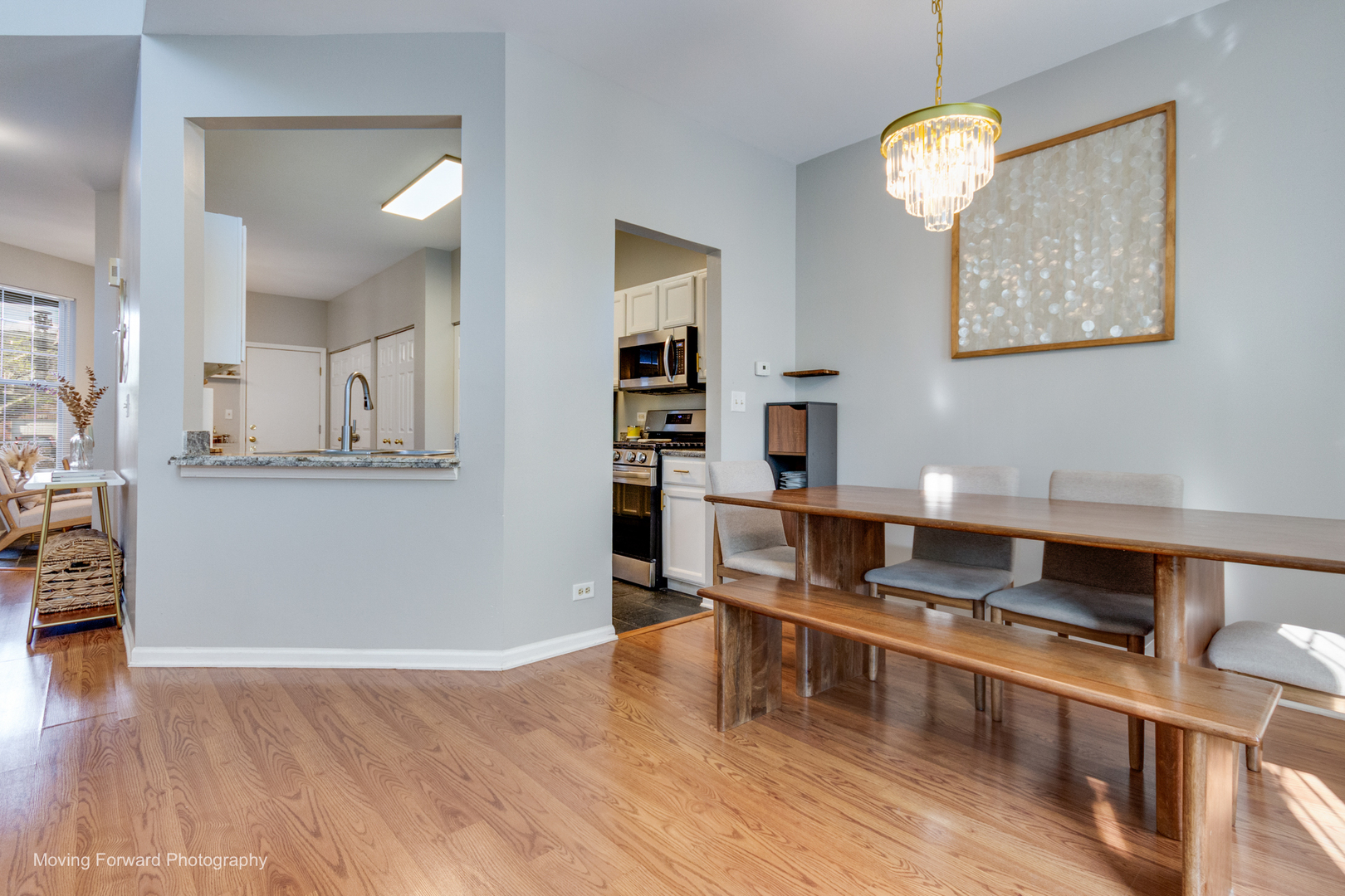 139 E Lake Ridge Drive, Glendale Heights, IL 60139