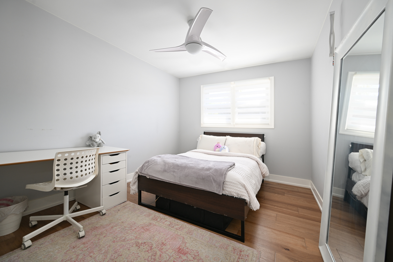 143 N CIRCLE Avenue, Bloomingdale, IL 60108