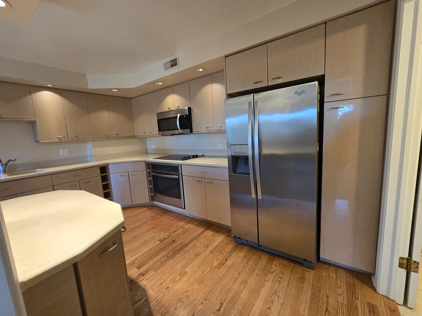 1005 Bonnie Brae Place #5F, River Forest, IL 60305