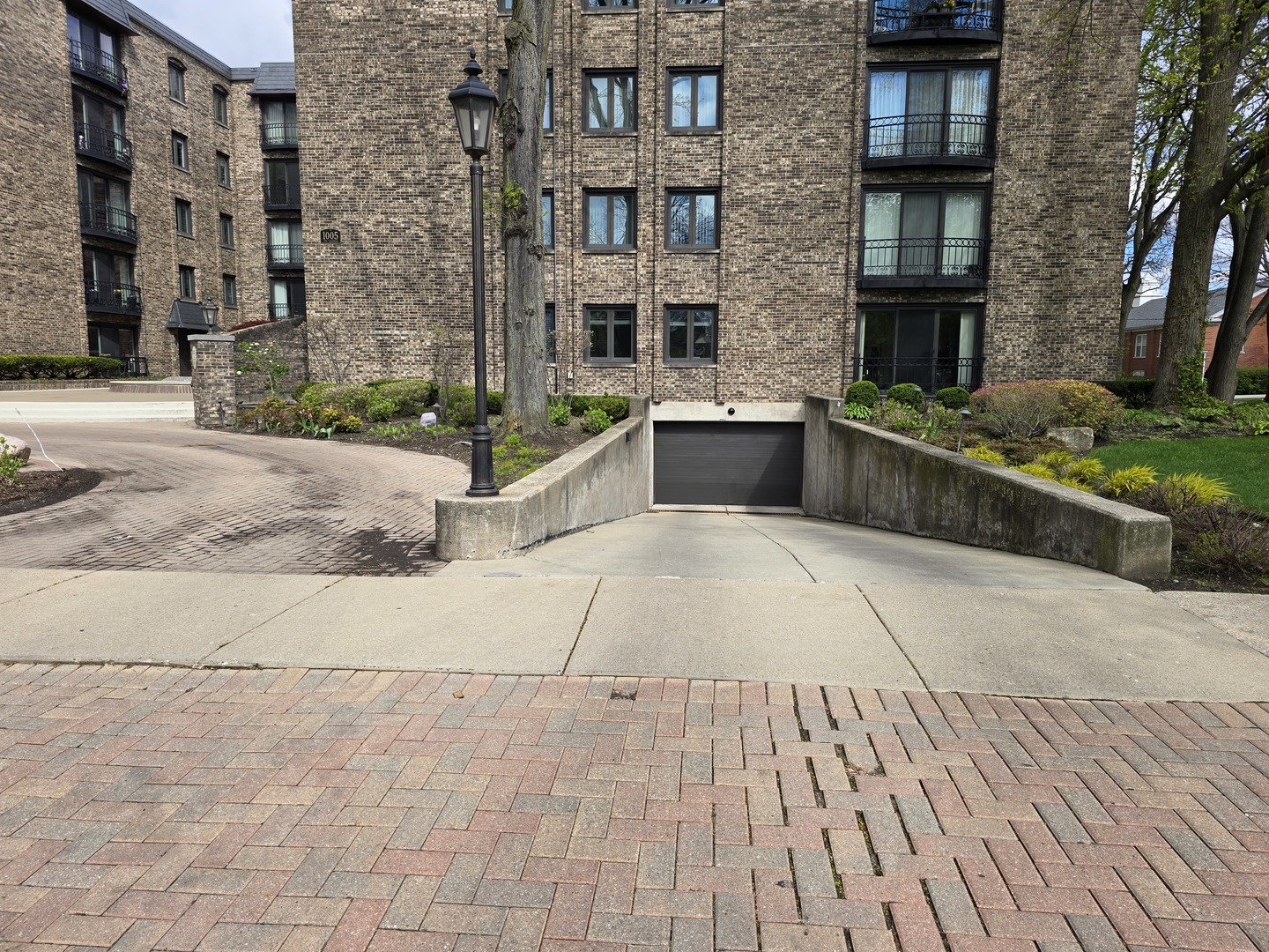 1005 Bonnie Brae Place #5F, River Forest, IL 60305