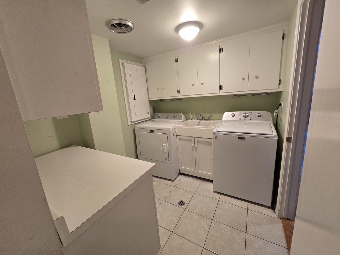 1005 Bonnie Brae Place #5F, River Forest, IL 60305