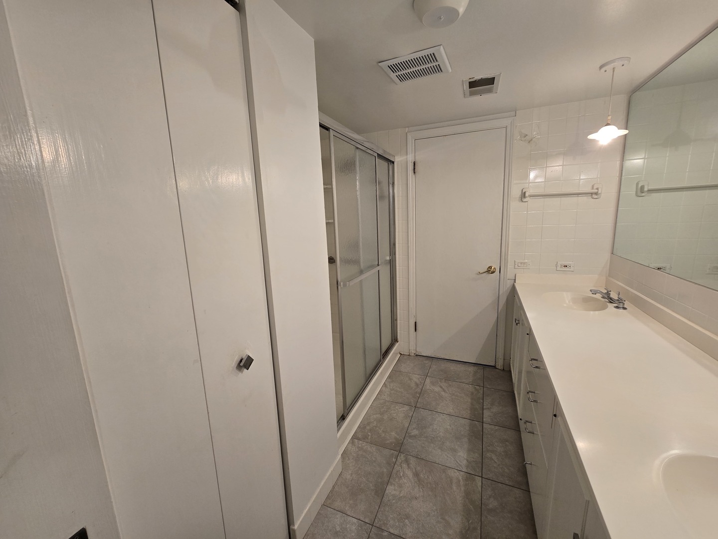 1005 Bonnie Brae Place #5F, River Forest, IL 60305