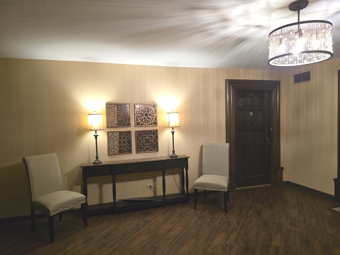 1005 Bonnie Brae Place #5F, River Forest, IL 60305