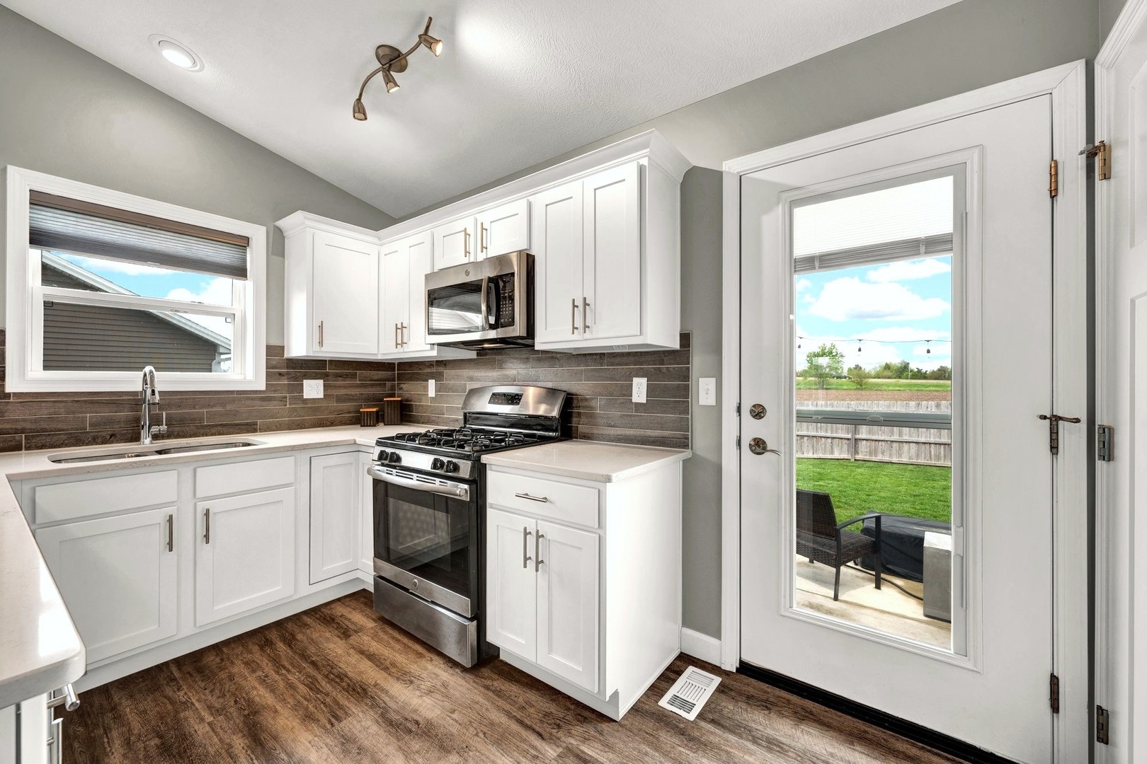 314 Bobwhite Way, Normal, IL 61761