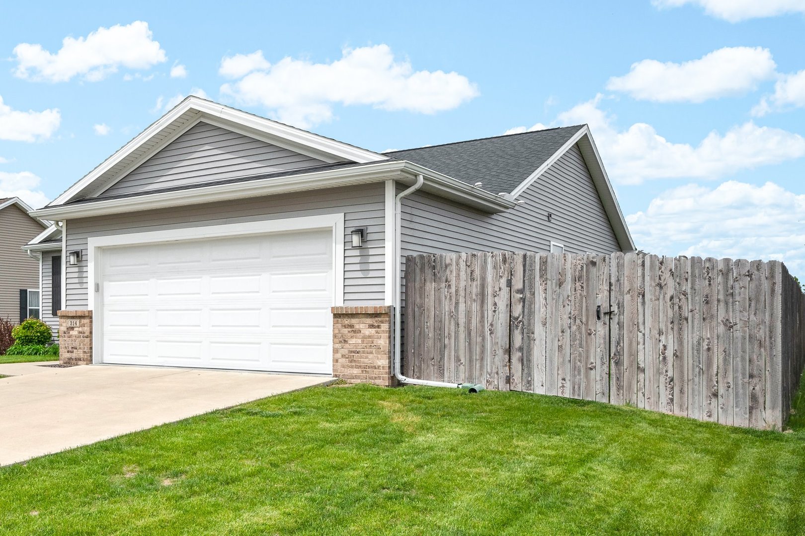 314 Bobwhite Way, Normal, IL 61761