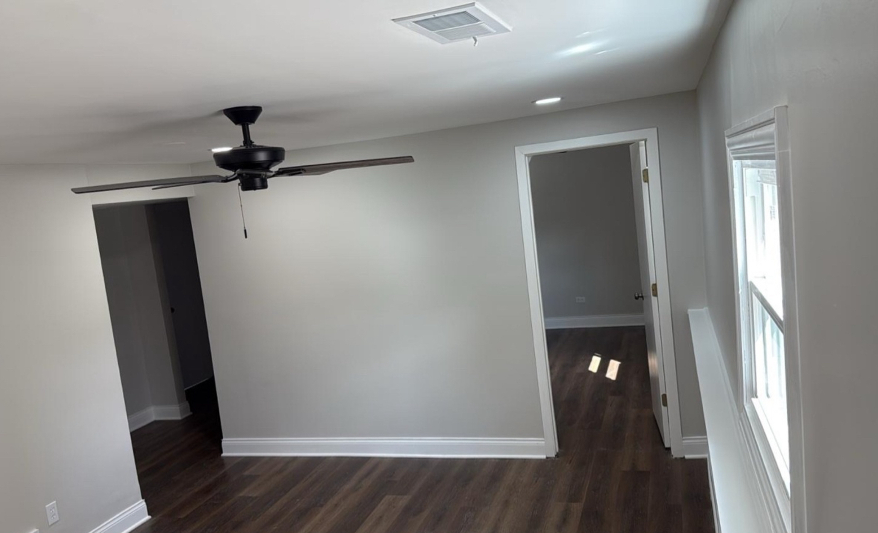 8530 S 78th Avenue, Bridgeview, IL 60455