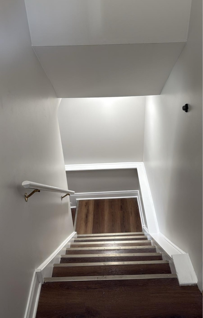 8530 S 78th Avenue, Bridgeview, IL 60455