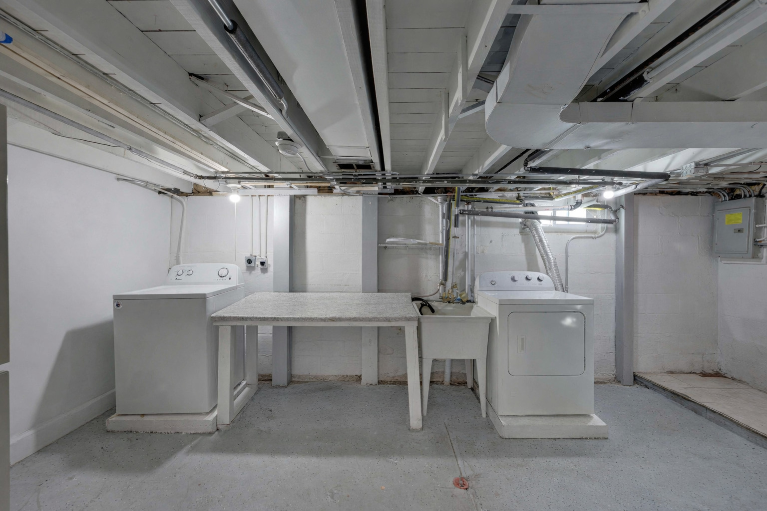 1336 Hirsch Avenue, Calumet City, IL 60409