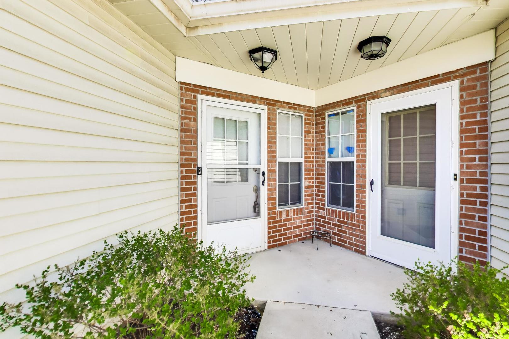 1506 GOLFVIEW Court, Glendale Heights, IL 60139