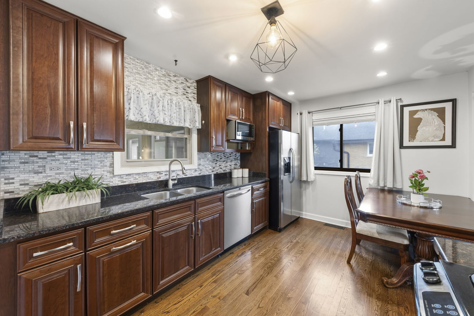 8119 S 83rd Court, Justice, IL 60458